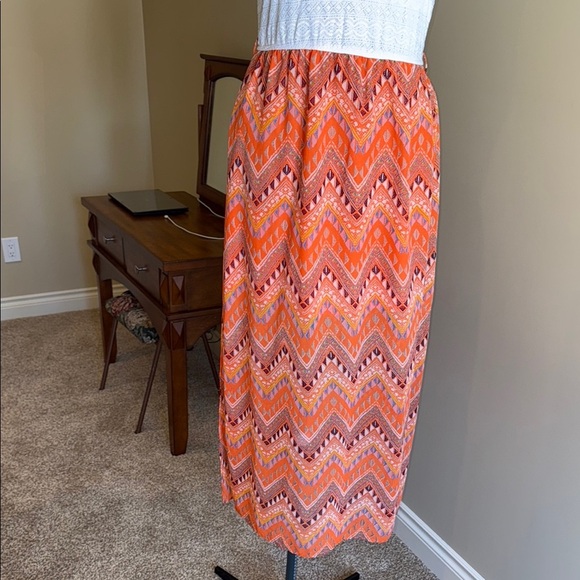 Ardene White and Orange Chevron Maxi Sundress Sleeveless - Picture 4 of 11